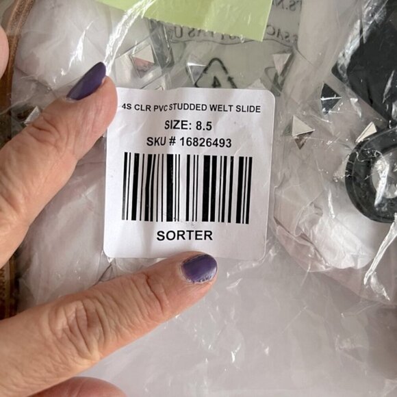 Torrid - Women's Studded Strap Sandal - Clear. Size: 8.5 WW. (1670) - Picture 4 of 14